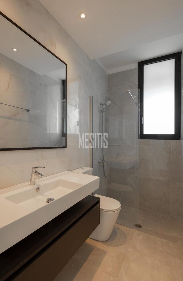 detachedHouse-3db8e311-c472-4b7f-b26b-c4b23f0f526f_Wtr.jpeg