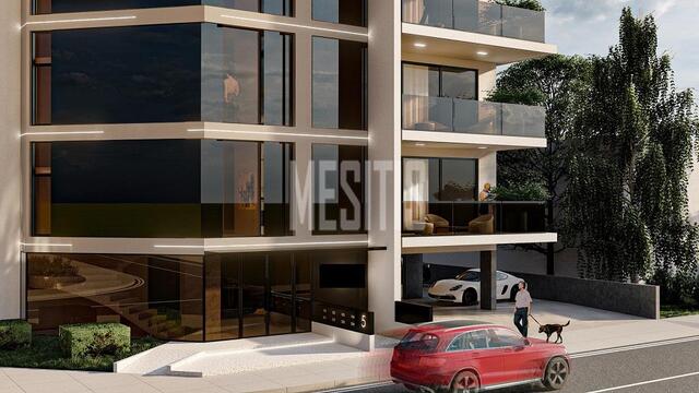 apartment-878bfc2c-8772-4385-a2f0-e6dd2ba552b4_Wtr.jpeg