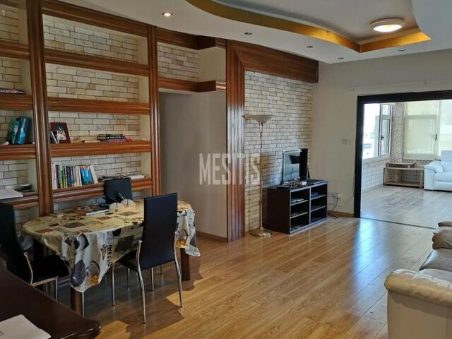 apartment-db4653e7-42bb-449c-8275-f103d5da0891_Wtr.jpeg
