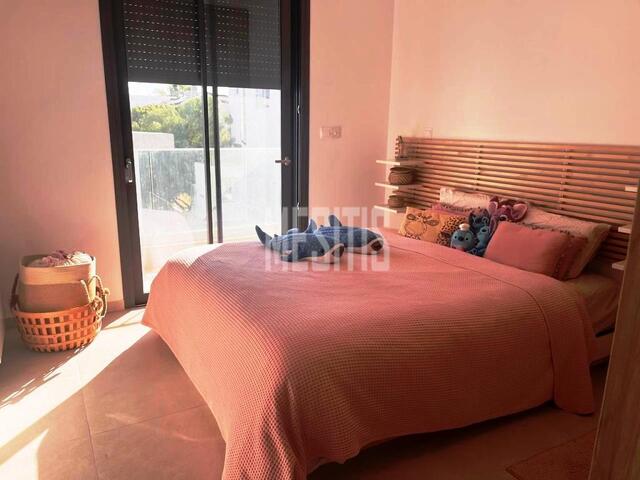 apartment-654c6b02-bc42-4cdb-9bce-a04a5273495d_Wtr.jpg
