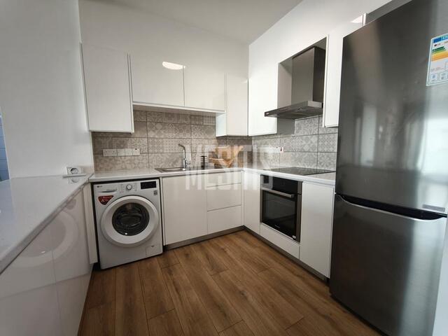 apartment-26e73a48-c8db-4e8f-8373-86a53176ad23_Wtr.jpg