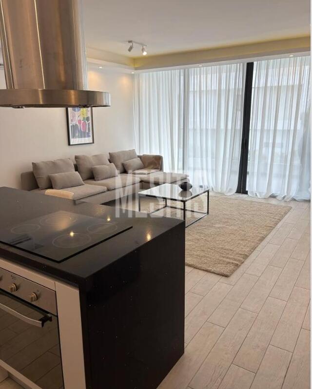 apartment-6d39b760-b38f-4136-870f-eadc3292480d_Wtr.jpg