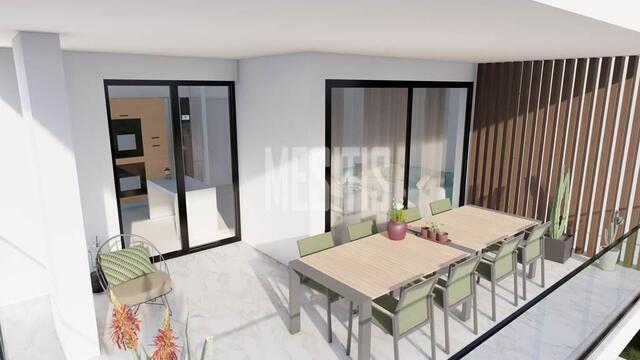 apartment-8e0b1317-85e8-4c44-809d-6009047abacf_Wtr.jpg
