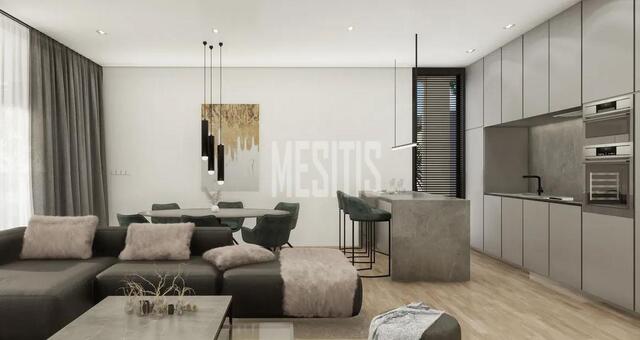 apartment-fc06247e-c243-4fc5-a5d0-be171332c90e_Wtr.jpeg