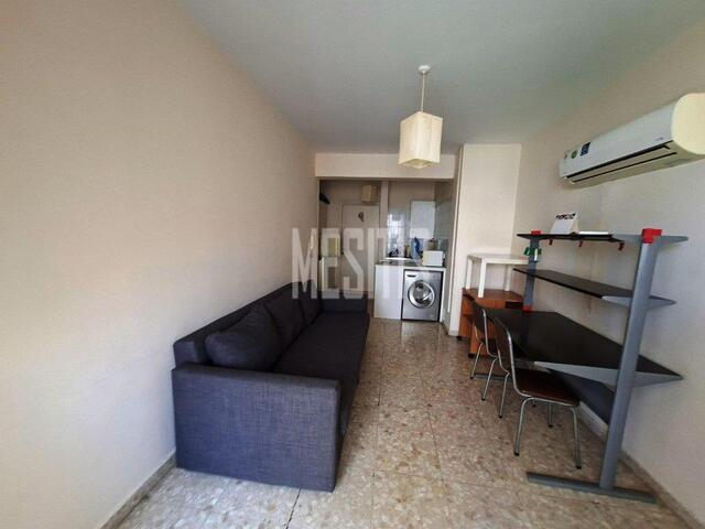 apartment-b802269f-a20d-4f3d-aa0a-03e440e3dd55_Wtr.jpg