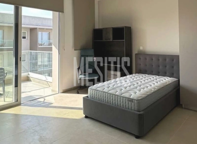 studioLoft-ca5bfa13-633e-4275-b6b7-659dae2a88ad_Wtr.png