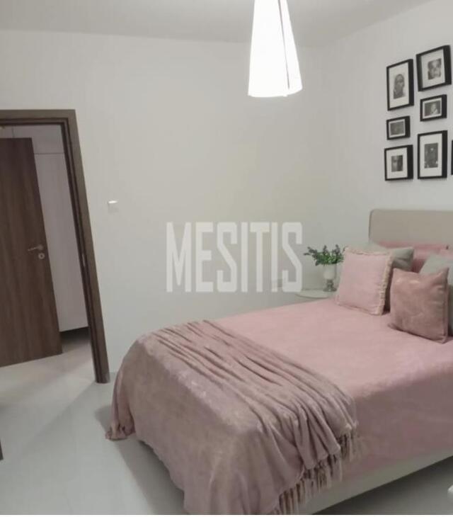 apartment-19ee881e-bc49-4b67-a47c-51a30eb51f67_Wtr.jpg