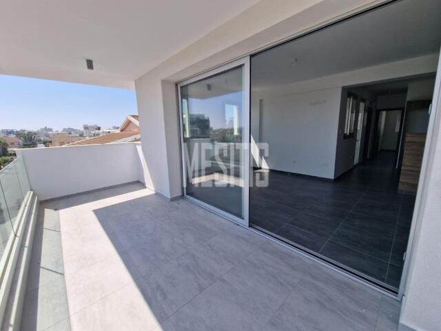 apartment-5b859476-8dc3-4718-bc90-235c526c9424_Wtr.jpg