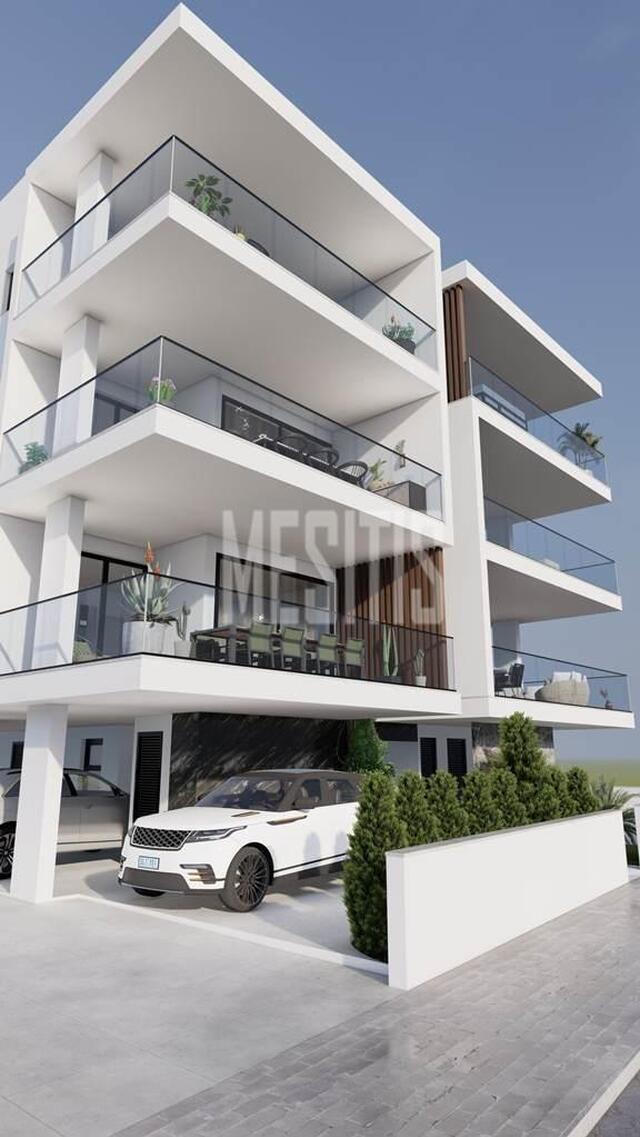 apartment-25cbb9f1-0c4a-4039-8b92-711d3655fdec_Wtr.jpg