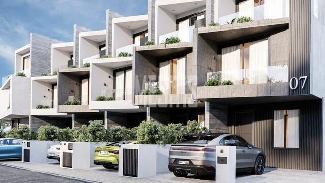 detachedHouse-6509c669-a3e6-49ab-bf03-d4b9621b61c9_Wtr.jpg