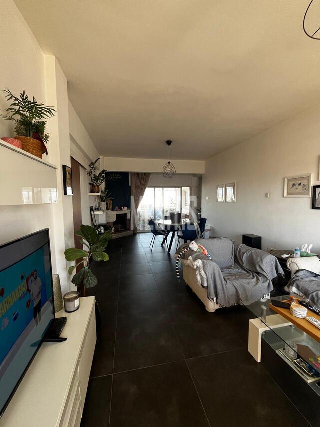 apartment-9b48526c-36c2-4a99-ad53-6f17958af058_Wtr.jpg