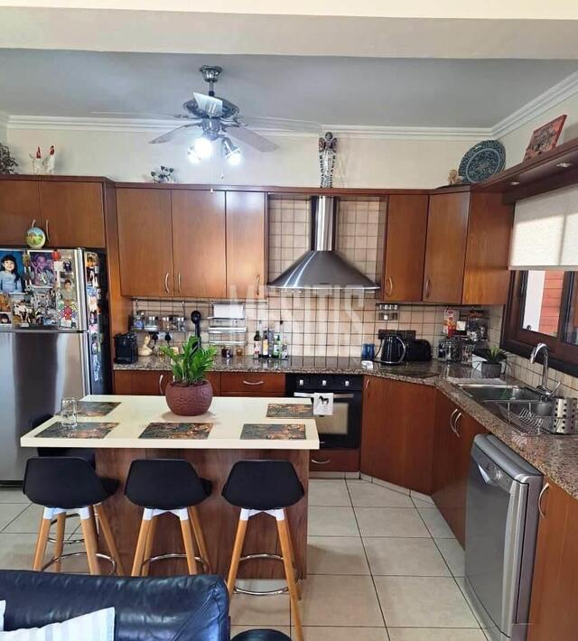 detachedHouse-583caabe-162a-4cfe-a870-57857f4c6564_Wtr.jpg