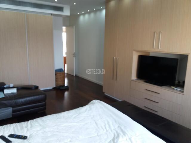apartment-721ac1c2-0b74-4373-9d9e-8c2c2fb1b407_Wtr.jpeg