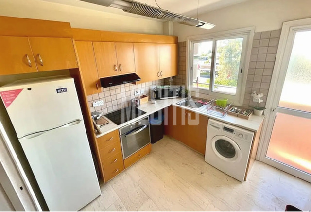 apartment-a592dee4-1000-401d-904b-e5d3b18a1238_Wtr.png