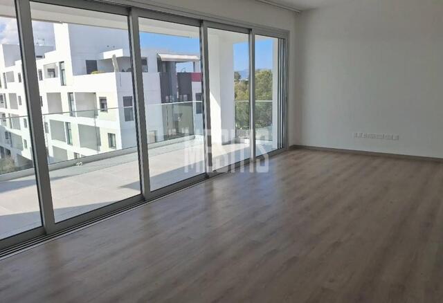 apartment-2bfb59f7-76ac-48f5-a2d0-5cd859e6bee7_Wtr.jpeg