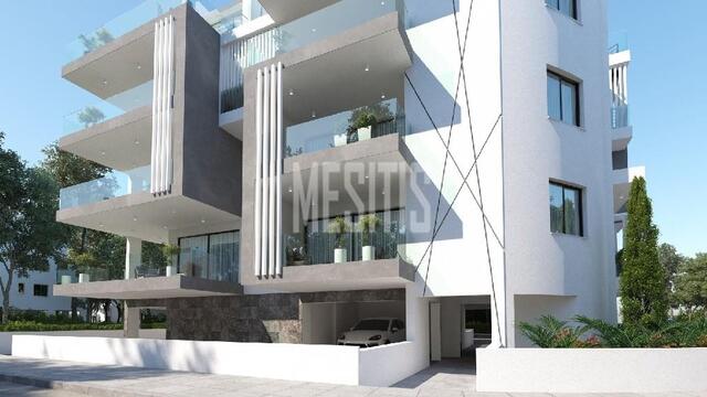 apartment-c4389842-aa9c-40f9-adf1-3a6842738f96_Wtr.jpeg