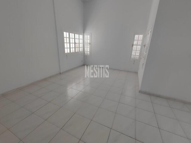 detachedHouse-75e4649f-26d8-47fa-ab19-4b1b70ba4af5_Wtr.jpeg