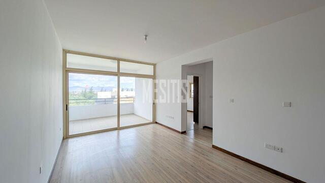 apartment-954ad6ad-67c1-4325-9ec0-9622413e9995_Wtr.jpg