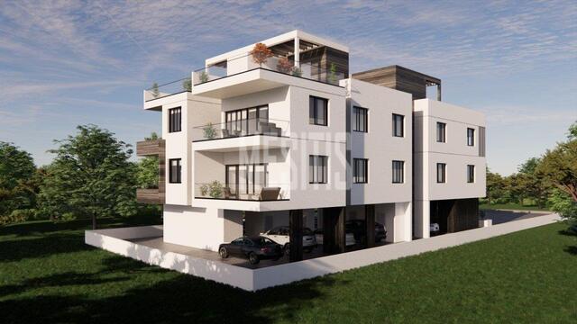 apartment-51ef3e5e-f028-4f85-935f-6fd2b9661f43_Wtr.jpg