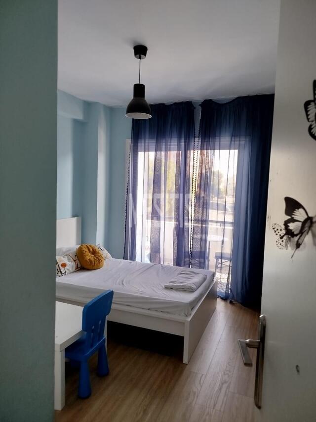 apartment-cbd70ee1-e1ed-4e83-bde9-f3f0a22b948e_Wtr.jpeg