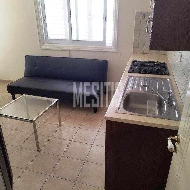 apartment-089c48fd-ad38-4644-b96a-1d43b636a13a_Wtr.jpg