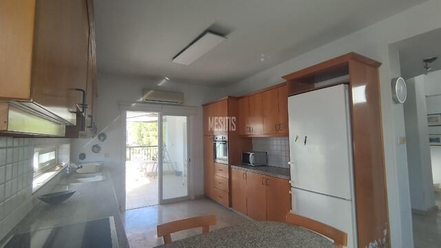 detachedHouse-2dbbee47-93f2-4bab-b05c-cdbd8984303a_Wtr.jpg