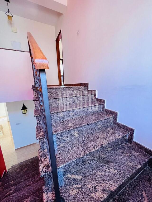 detachedHouse-f6b2f77a-c8ca-4e1c-963b-ca0d2e852cc6_Wtr.jpeg