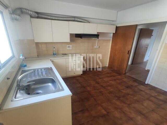 apartment-3b5ec5b3-c800-4333-9723-839e5b9d5efc_Wtr.jpeg
