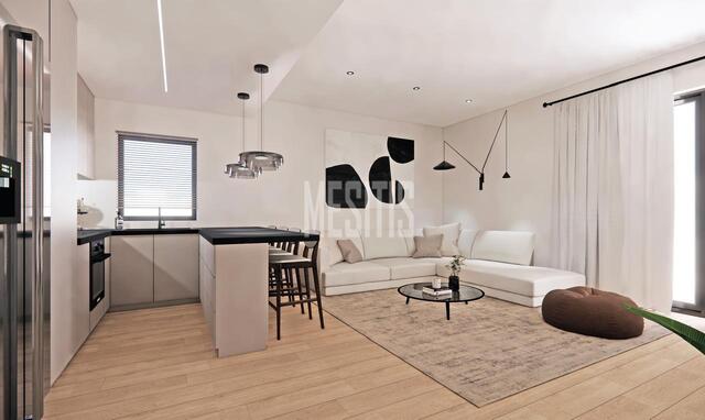 apartment-e5eab065-15d6-4ed7-bb84-f96f839e6dd2_Wtr.jpeg