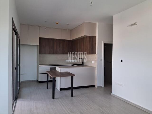 apartment-8d4b3559-3115-47b2-bdc7-767e3f518558_Wtr.jpg