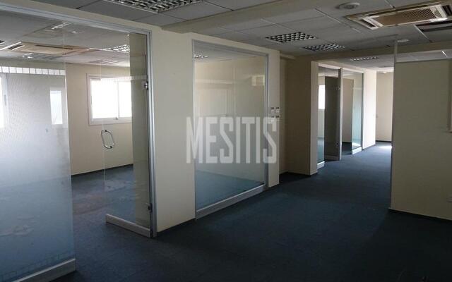store-94eed661-00ec-4e92-8990-ee07da4bd25c_Wtr.jpg