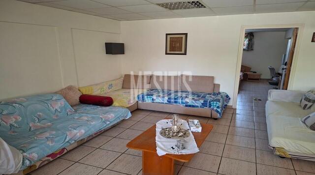 apartment-79865d15-8425-4579-b085-b37e59d5c920_Wtr.jpg