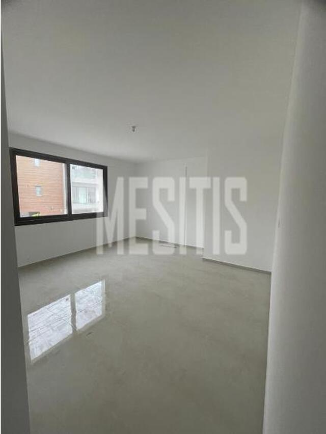 detachedHouse-fe584797-b934-4cd9-81fc-45e25b991d92_Wtr.jpg
