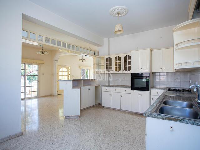 Detached 3 Bedroom House For Sale in Empa, Pafos – photo 3