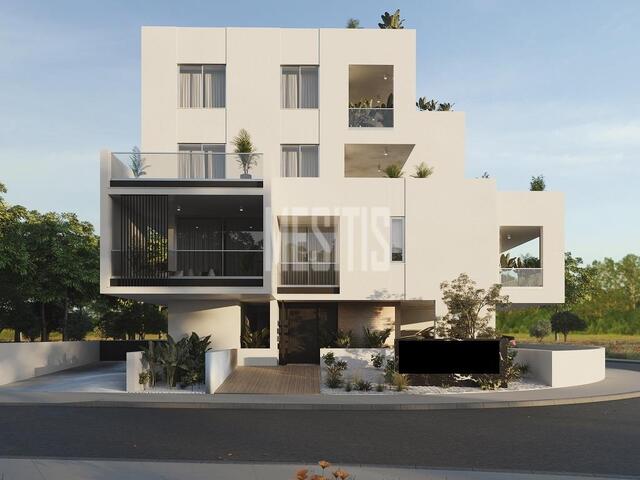 apartment-baf3f639-78a3-4678-a077-a444a94574fc_Wtr.jpeg
