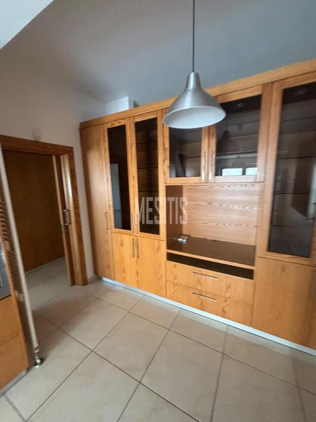 detachedHouse-0dafd4e9-3d12-496f-99b9-4da83aea76f2_Wtr.jpg