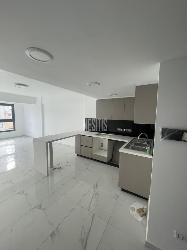 apartment-82e02281-6c98-4b86-8b2e-1791e2ee0690_Wtr.jpeg