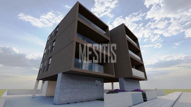 apartment-10dfd07b-77cf-4afe-9b95-77f32eaa8d10_Wtr.jpeg