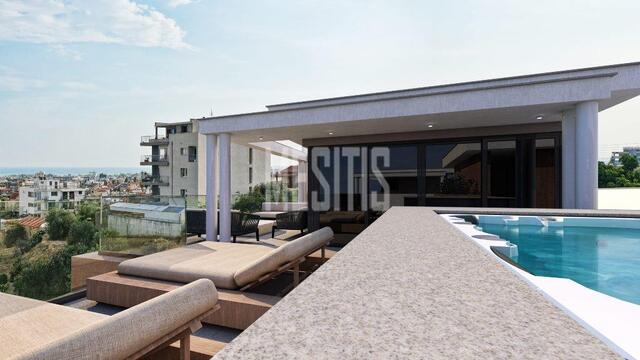 apartment-75156f5e-1c59-4ce8-90dc-4aeb8ace6c8b_Wtr.jpeg