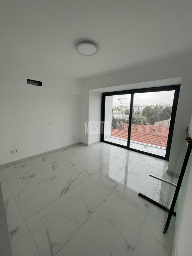 apartment-e08f4fd2-deef-4abb-b9ad-88f5f64b0c29_Wtr.jpeg
