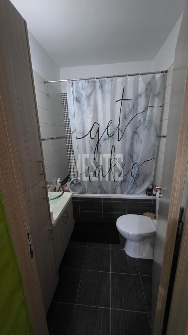 apartment-ecf998a1-8350-40eb-babf-d0d5e8bfe890_Wtr.jpg