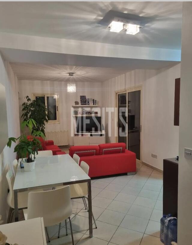 apartment-dc77acc2-5642-4d30-8e8b-7f6fd86d57b0_Wtr.jpg