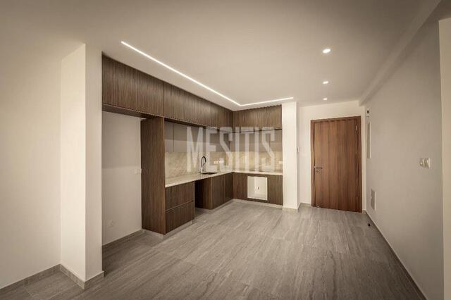 apartment-71f146b6-69b2-4f79-bbfa-08806e16f723_Wtr.jpg