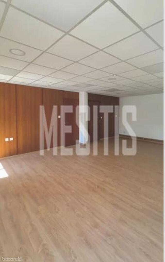 office-bd5aeaec-7389-440b-a6e4-be48923bb916_Wtr.jpg