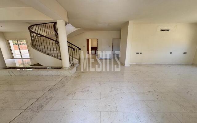 4 Bedroom House for Sale in Limassol – photo 1