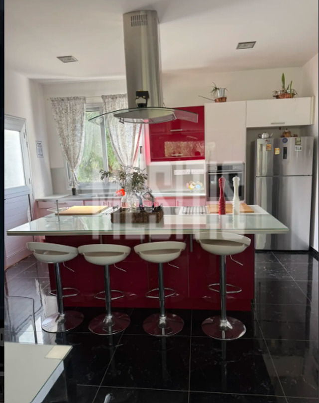 detachedHouse-f2d1144f-7827-4634-9e42-3253cc2a5dc8_Wtr.png