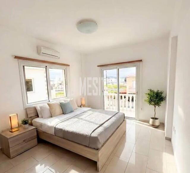 detachedHouse-f65264ad-ad63-4198-bf4b-04ef3373a2b3_Wtr.jpg