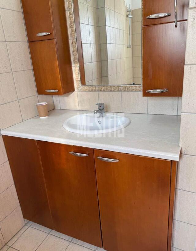apartment-d3c45635-1f5a-4a5c-a2c2-41813d0ffd1e_Wtr.jpeg