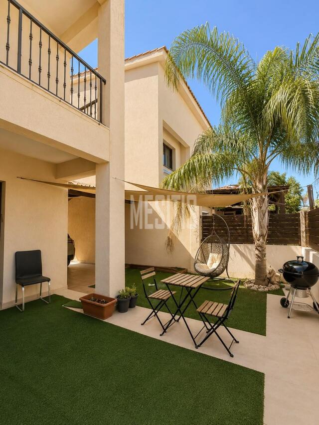 detachedHouse-33b7e524-40ef-455d-b597-1a5bd6136f64_Wtr.jpg