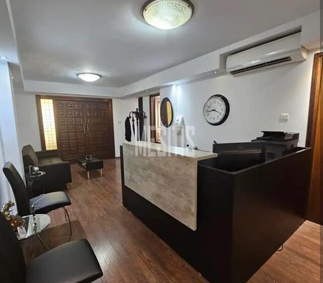 apartment-245df4cb-5325-476d-b8e5-35f3780d3399_Wtr.jpeg